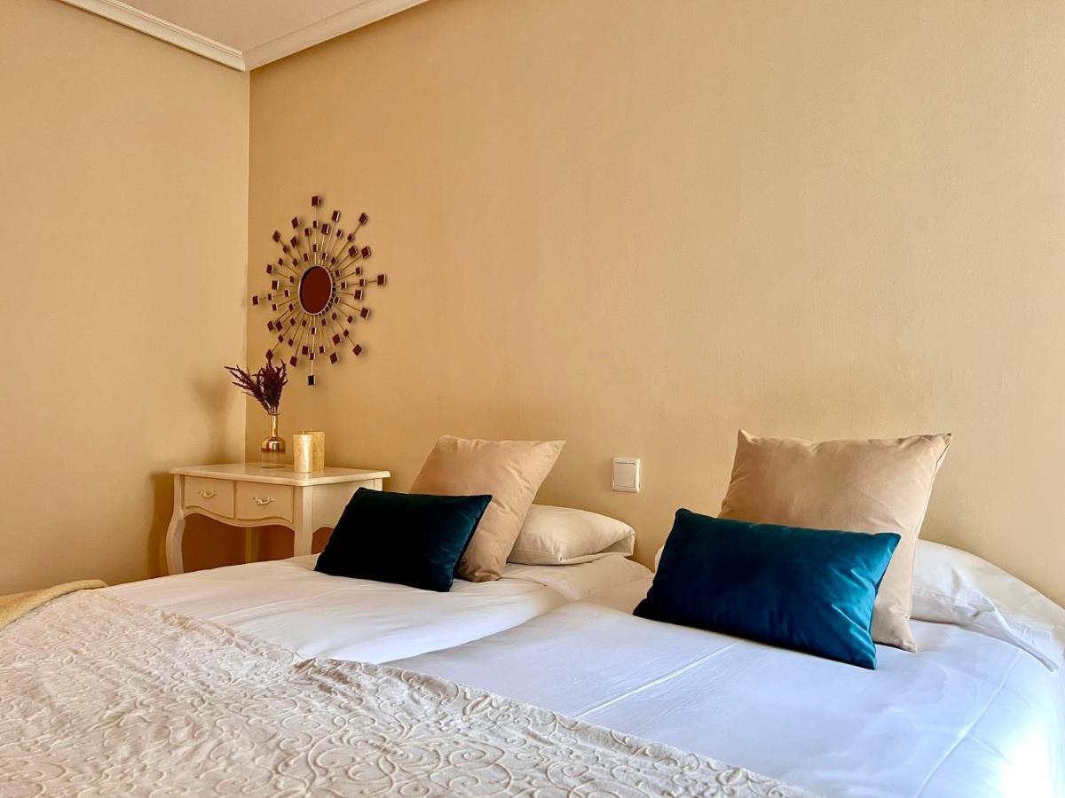 Housingleon Ordono II Apartment Luaran gambar